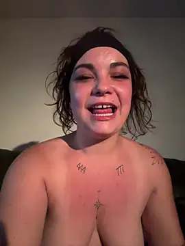Snapshot of Biana_Fernan chatting on 07.19.26 Biana Fernan online show from 07.19.26