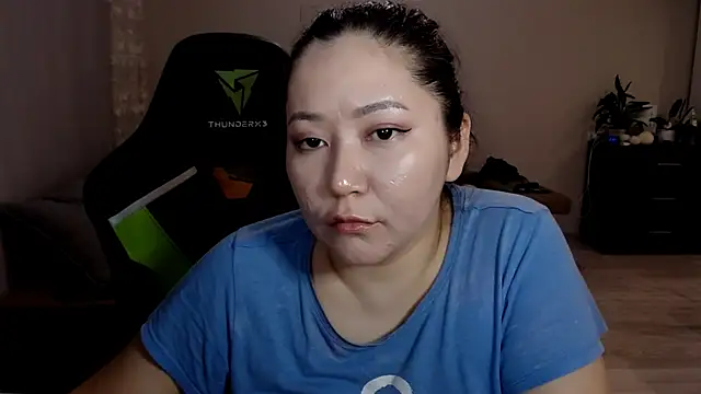 LisaAsianFlower online show from 03.20.25