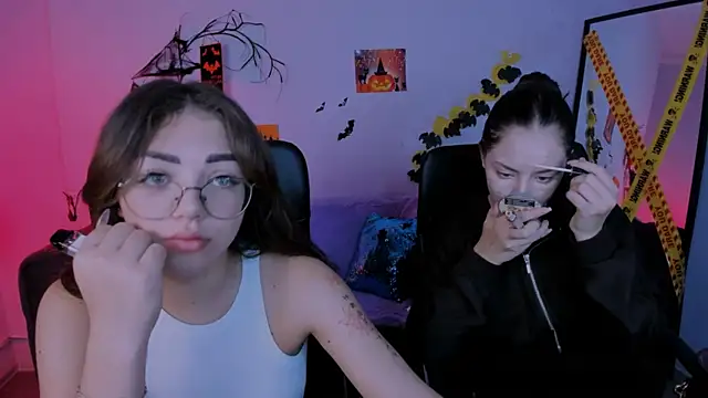 kiki swan online show from 11.04.25