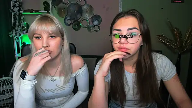 kiki swan online show from 12.22.25