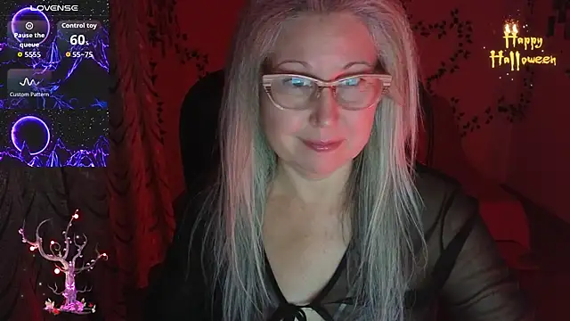 Wane Witch online show from 10.31.25