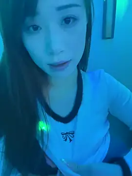 Snapshot of TOP_yoyo chatting on 09.22.25 TOP yoyo online show from 09.22.25