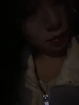 Snapshot of TOP_yoyo chatting on 09.23.25 TOP yoyo online show from 09.23.25