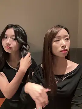 Snapshot of TOP_yoyo chatting on 10.11.25 TOP yoyo online show from 10.11.25