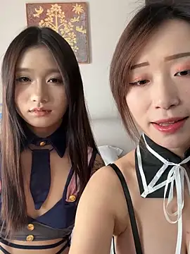 Snapshot of TOP_yoyo chatting on 11.15.25 TOP yoyo online show from 11.15.25