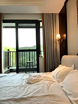 Snapshot of TOP_yoyo chatting on 11.19.25 TOP yoyo online show from 11.19.25