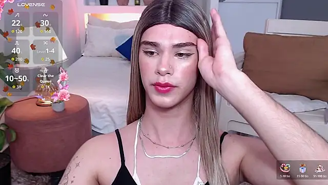 Snapshot of juanes_puthee chatting on 11.16.25 juanes puthee online show from 11.16.25