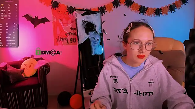 mona cloud online show from 11.03.25