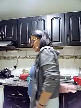 victoria wayne online show from 03.12.26