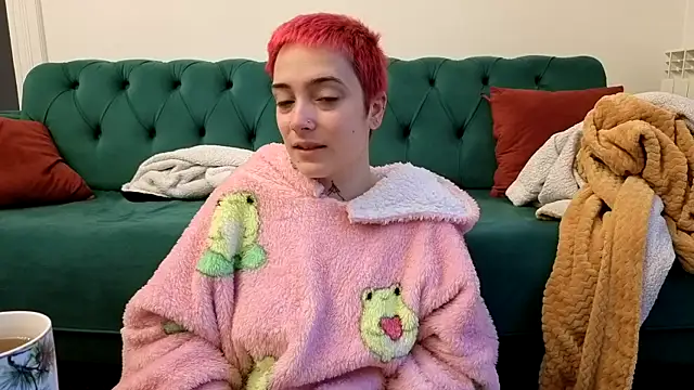 Snapshot of OllympeKaii chatting on 09.23.25 OllympeKaii online show from 09.23.25