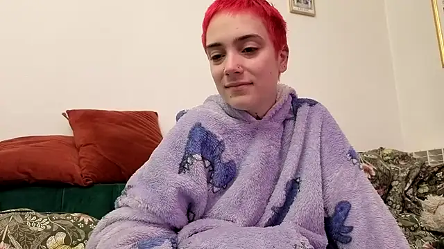 Snapshot of OllympeKaii chatting on 10.24.25 OllympeKaii online show from 10.24.25