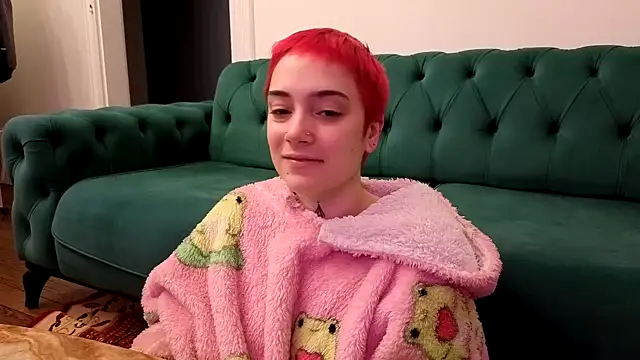 Snapshot of OllympeKaii chatting on 11.06.25 OllympeKaii online show from 11.06.25