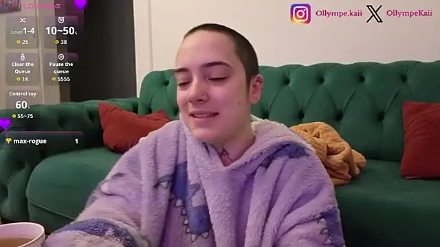 Snapshot of OllympeKaii chatting on 12.03.25 OllympeKaii online show from 12.03.25