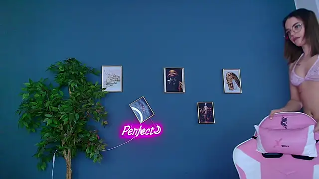 Perfect Moans online show from 02.03.26