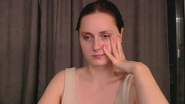 Snapshot of belle_ame chatting on 09.08.25 belle ame online show from 09.08.25