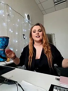 Juicy PeachLux online show from 02.21.26