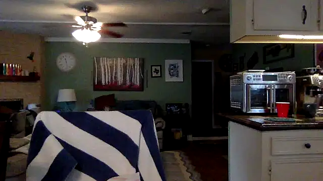 Snapshot of superbearboss chatting on 01.08.26 superbearboss online show from 01.08.26