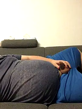 Snapshot of Derbaer1990 chatting on 11.06.25 Derbaer1990 online show from 11.06.25