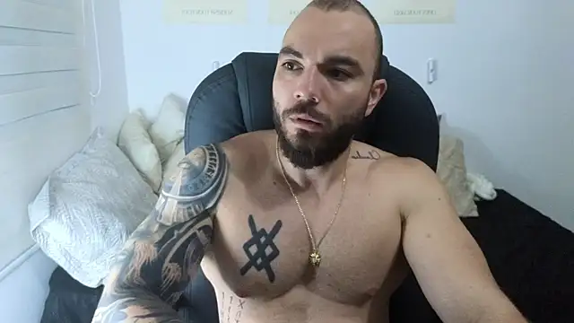 Isaac Carter online show from 10.28.25