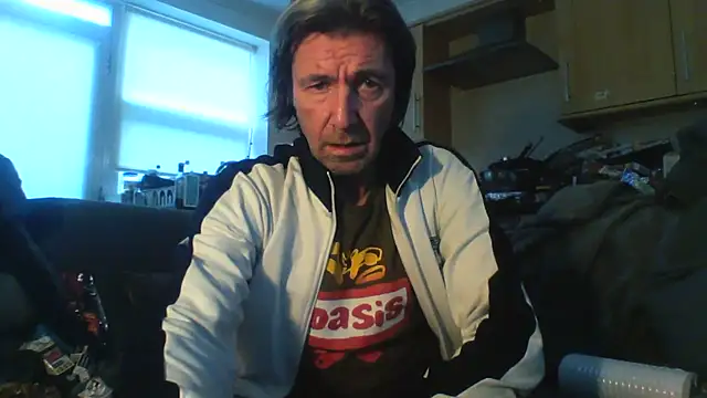 Snapshot of Grower_and_shower chatting on 11.17.25 Grower and shower online show from 11.17.25