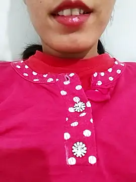 saraaxx1 online show from 11.14.25