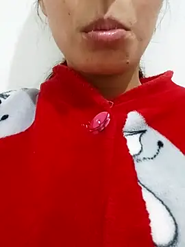 saraaxx1 online show from 11.29.25