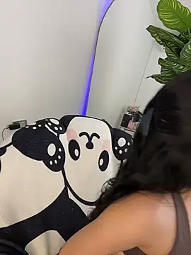 Snapshot of _Emily_Thompson_ chatting on 07.17.26 Emily Thompson online show from 07.17.26