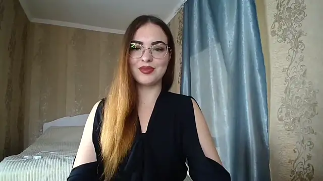 Leila Kissyu online show from 11.23.25