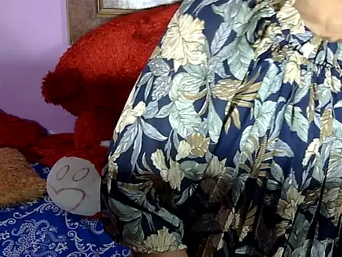 Snapshot of priya_patel chatting on 11.19.25 priya patel online show from 11.19.25