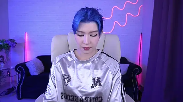 Snapshot of SelenaIris chatting on 10.25.25 SelenaIris online show from 10.25.25