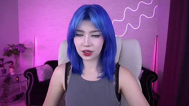 Snapshot of SelenaIris chatting on 10.26.25 SelenaIris online show from 10.26.25