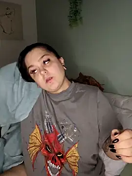Snapshot of Saucy-Serenity chatting on 03.22.26 Saucy-Serenity online show from 03.22.26
