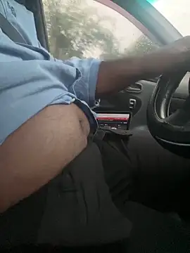 Snapshot of dam-her-boy chatting on 04.02.26 dam-her-boy online show from 04.02.26