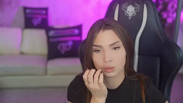 Snapshot of Billie054 chatting on 12.02.25 Billie054 online show from 12.02.25