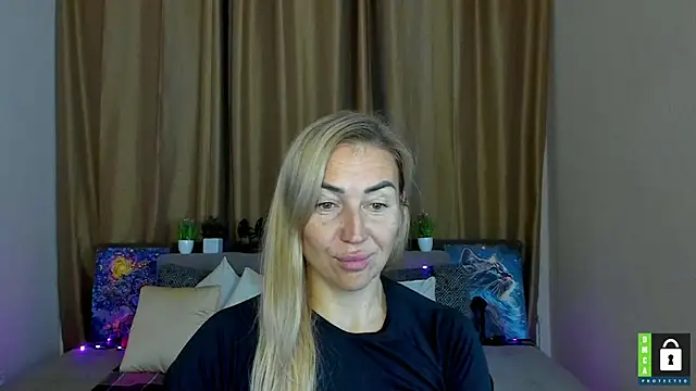 Kiss julli88I online show from 10.24.25