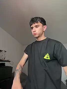 samevansx  online show from 03.17.25