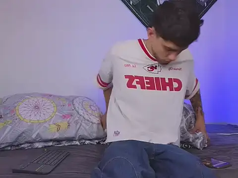 samevansx  online show from 09.20.25