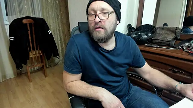 Snapshot of Grandor_M chatting on 03.13.25 Grandor M online show from 03.13.25