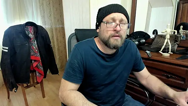 Snapshot of Grandor_M chatting on 03.14.25 Grandor M online show from 03.14.25