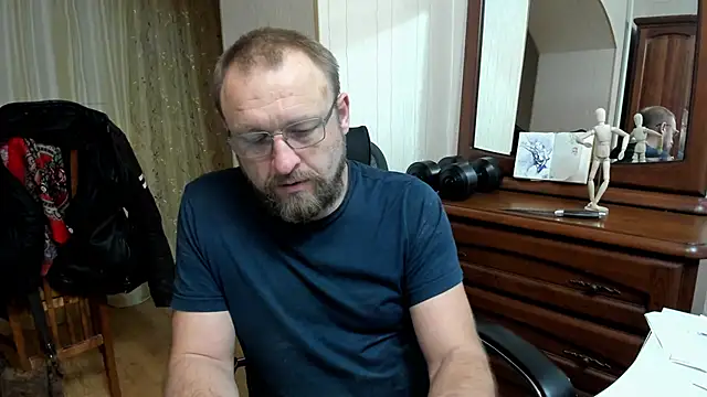 Snapshot of Grandor_M chatting on 03.22.25 Grandor M online show from 03.22.25