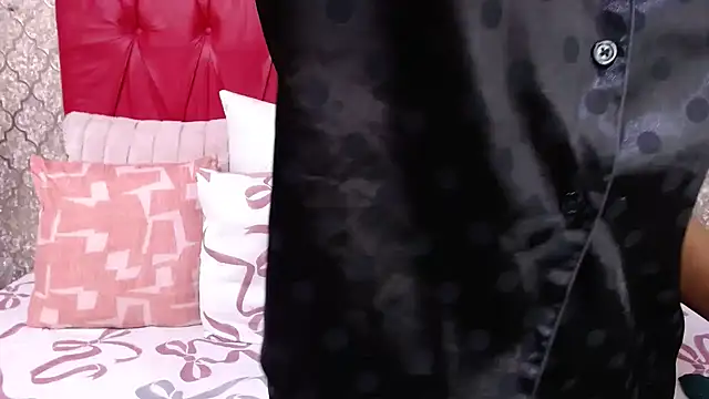 BondiBitch online show from 09.24.25