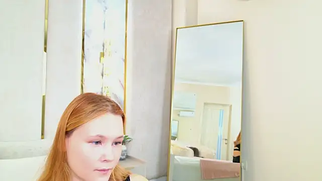 Snapshot of AmeliRoyse chatting on 05.01.26 AmeliRoyse online show from 05.01.26