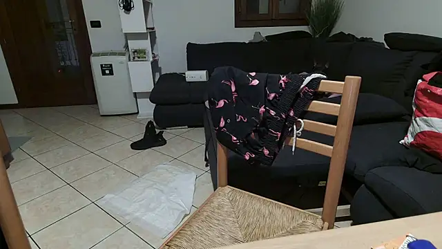 Snapshot of maialinofriuli chatting on 09.29.25 maialinofriuli online show from 09.29.25