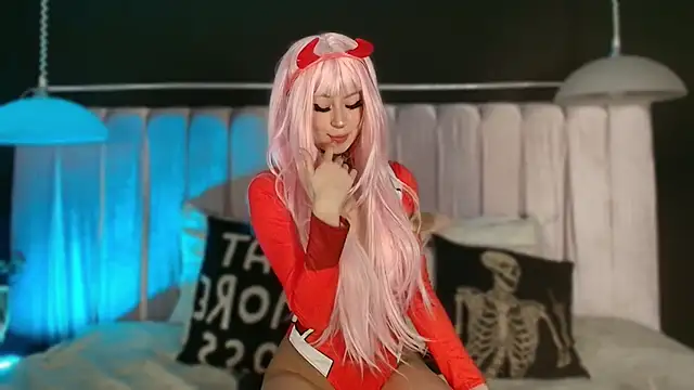 Zhally Dee online show from 09.19.25