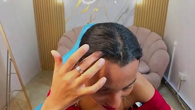 Snapshot of _wendy_b chatting on 12.04.25 wendy b online show from 12.04.25