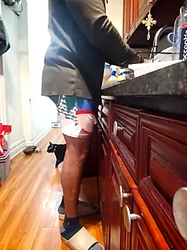 Snapshot of Gotabodiee chatting on 11.10.25 Gotabodiee online show from 11.10.25