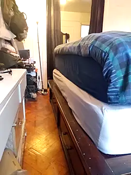 Snapshot of Gotabodiee chatting on 02.15.26 Gotabodiee online show from 02.15.26