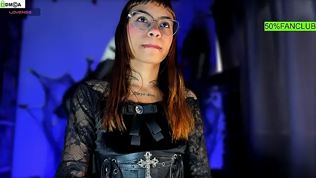 Snapshot of sofiafenty chatting on 10.12.25 sofiafenty online show from 10.12.25