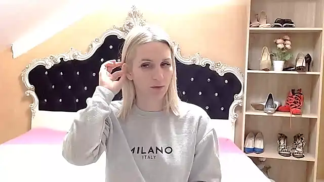 Snapshot of Diamond888 chatting on 12.04.25 Diamond888 online show from 12.04.25