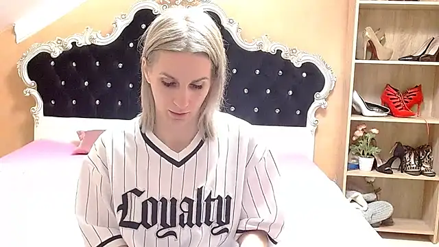 Snapshot of Diamond888 chatting on 03.30.26 Diamond888 online show from 03.30.26